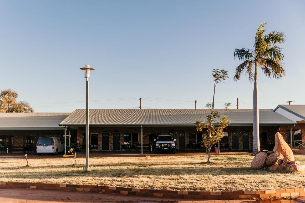 Abacus Motel マウント・アイザ エクステリア 写真