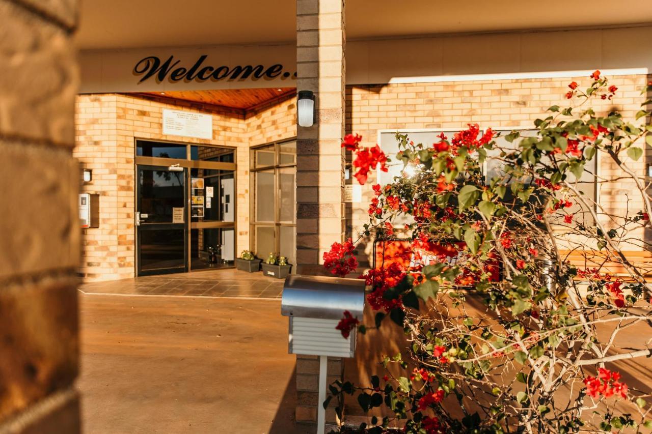 Abacus Motel マウント・アイザ エクステリア 写真