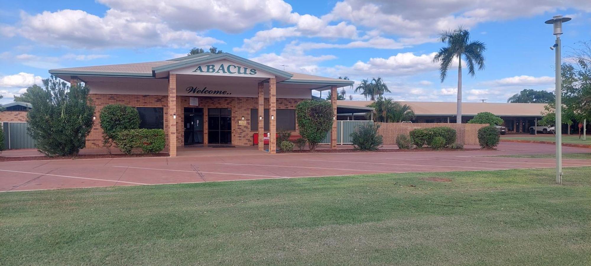 Abacus Motel マウント・アイザ エクステリア 写真
